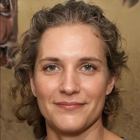 Claire Post